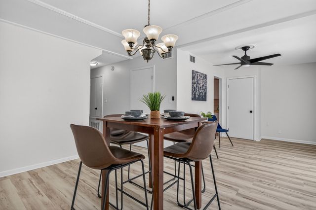 16 NW Cinderella Lane, Fort Walton Beach, FL 32547