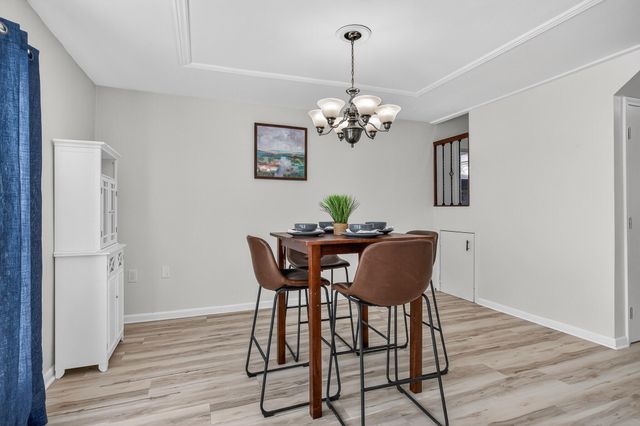 16 NW Cinderella Lane, Fort Walton Beach, FL 32547