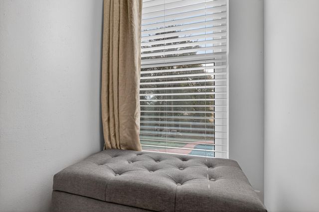 16 NW Cinderella Lane, Fort Walton Beach, FL 32547