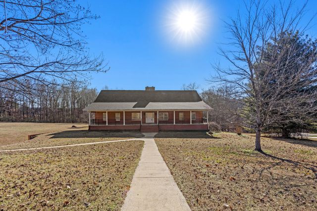 7900 Clara Chase Drive, Ooltewah, TN 37363