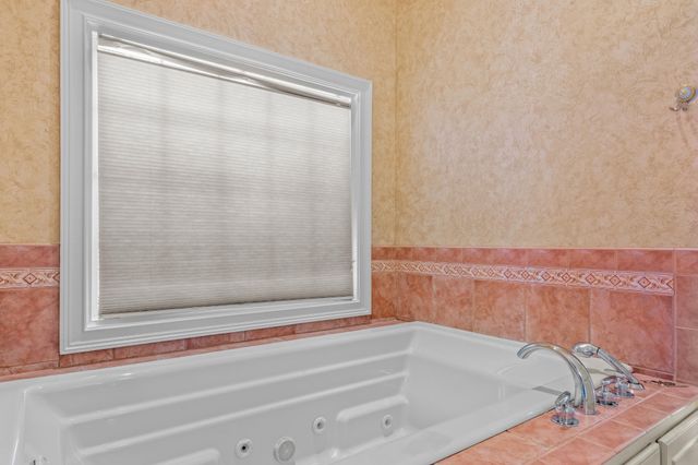 7900 Clara Chase Drive, Ooltewah, TN 37363