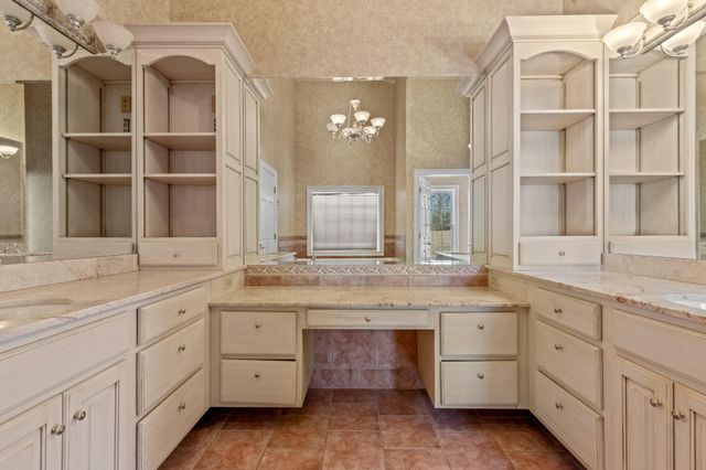 7900 Clara Chase Drive, Ooltewah, TN 37363