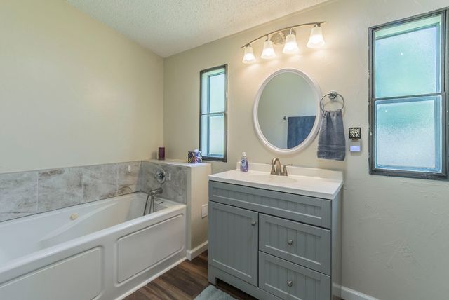 203 Harbor View Court, Granbury, TX 76048