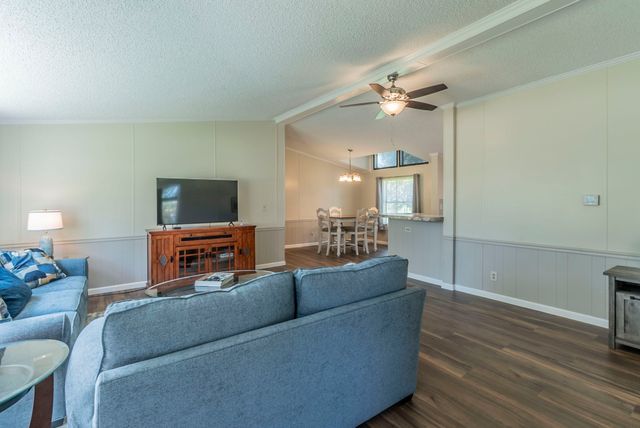 203 Harbor View Court, Granbury, TX 76048