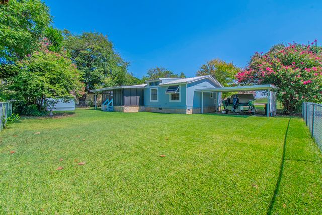 203 Harbor View Court, Granbury, TX 76048