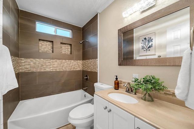 12 Shawnee Court, Seaside, CA 93955