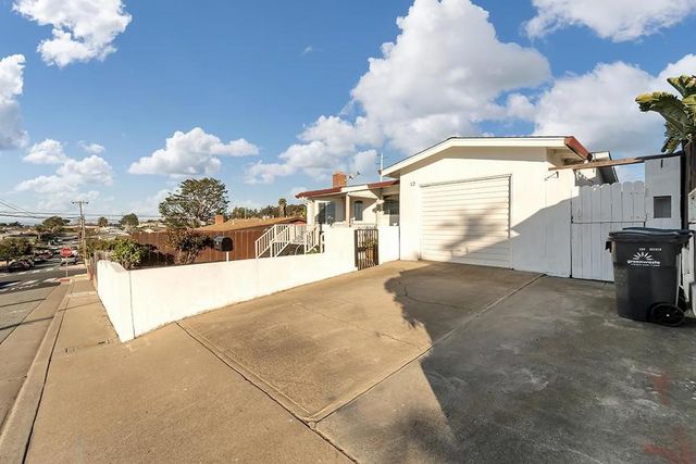 12 Shawnee Court, Seaside, CA 93955