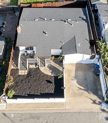 12 Shawnee Court, Seaside, CA 93955