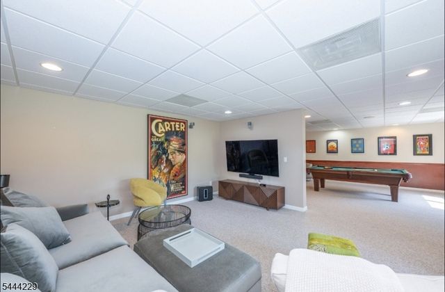26 Turnberry Ln, Hardyston Twp., NJ 07419