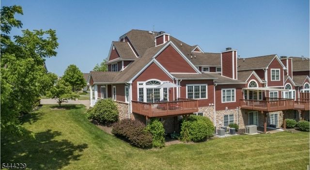 26 Turnberry Ln, Hardyston Twp., NJ 07419