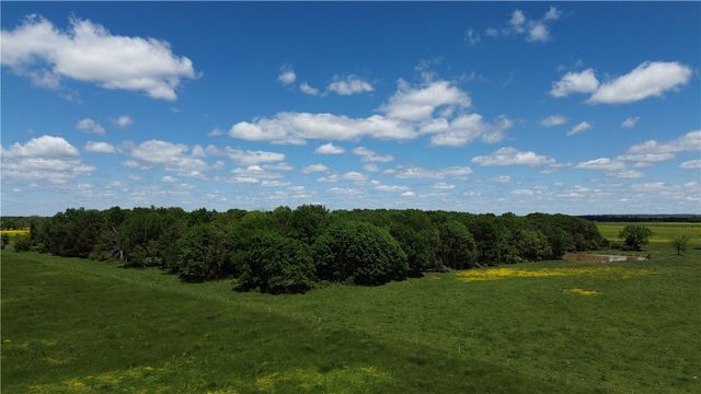 Ruby Hall Road, Gentry, AR 72734