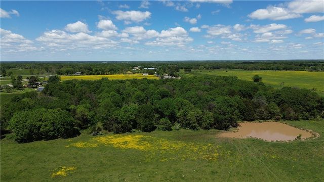 Ruby Hall Road, Gentry, AR 72734