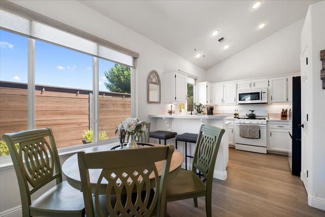 173 Cornstone Way, Manteca, CA 95336