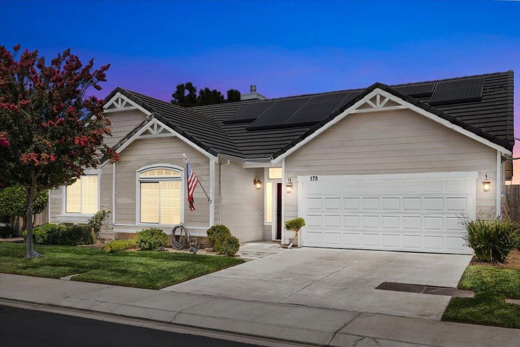 173 Cornstone Way, Manteca, CA 95336