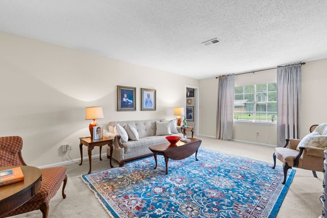 2810 Tanglewood Drive, Commerce, TX 75428