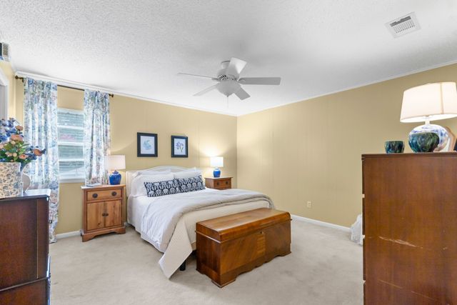 2810 Tanglewood Drive, Commerce, TX 75428