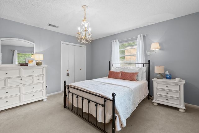 2810 Tanglewood Drive, Commerce, TX 75428