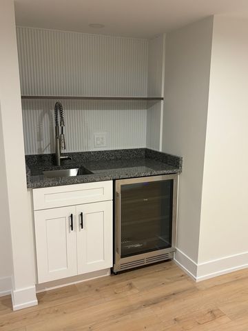 10918 S Wabash Avenue, Chicago, IL 60628