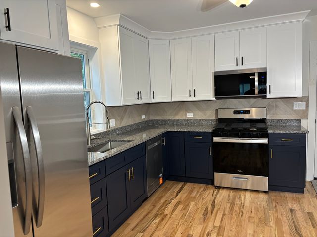 10918 S Wabash Avenue, Chicago, IL 60628
