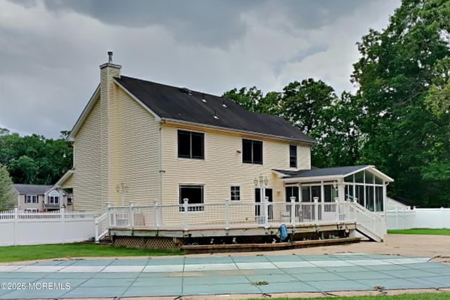18 Peach Tree Street, Jackson, NJ 08527