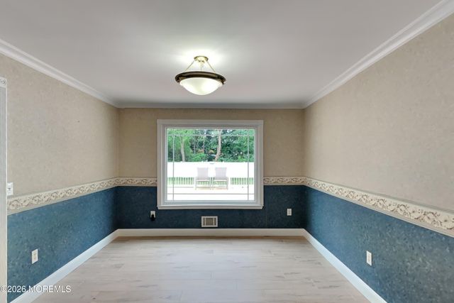 18 Peach Tree Street, Jackson, NJ 08527