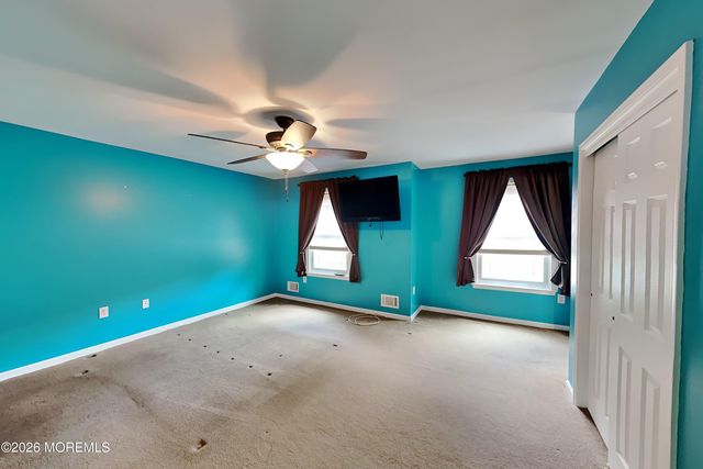 18 Peach Tree Street, Jackson, NJ 08527
