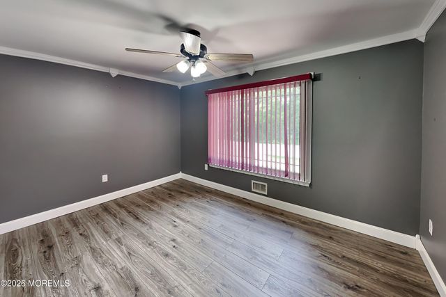 18 Peach Tree Street, Jackson, NJ 08527
