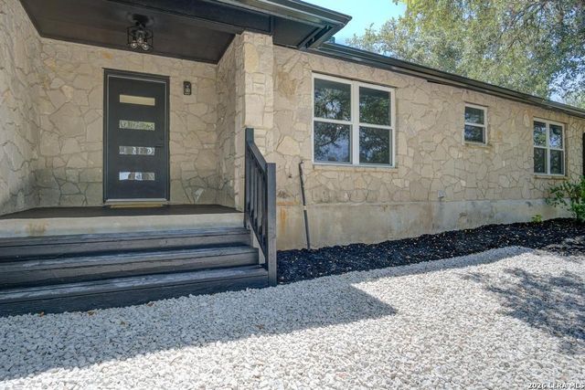 310 remington dr, Bergheim, TX 78004