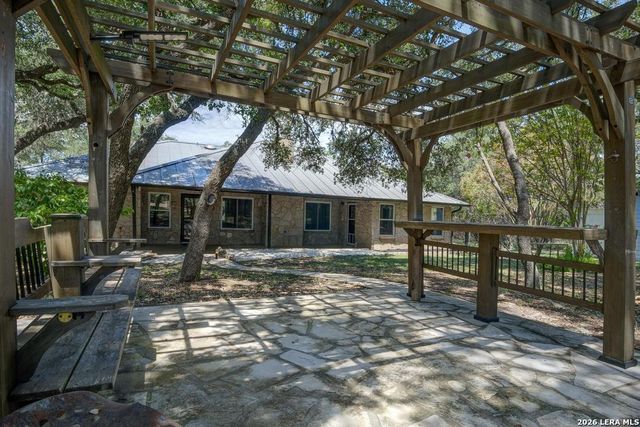 310 remington dr, Bergheim, TX 78004