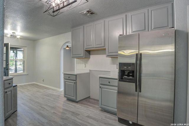 310 remington dr, Bergheim, TX 78004