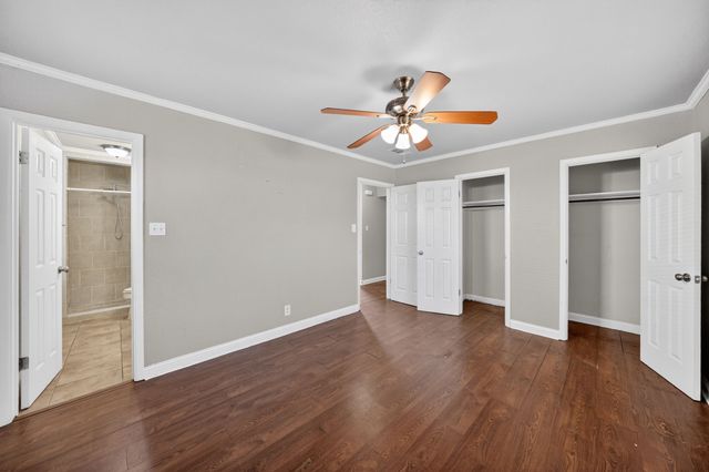 712 Sue Ann Lane, Burleson, TX 76028