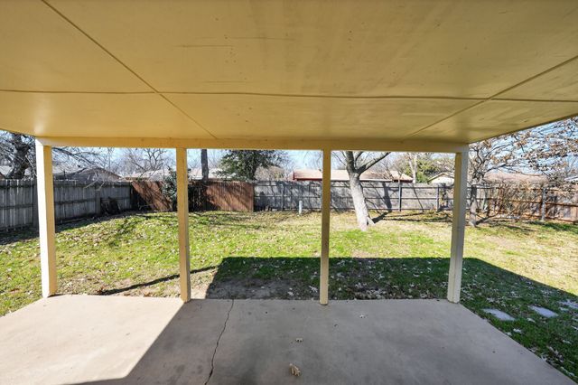 712 Sue Ann Lane, Burleson, TX 76028