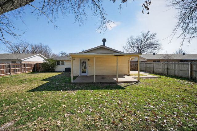 712 Sue Ann Lane, Burleson, TX 76028