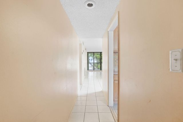 8425 Forest Hills Drive 205, Coral Springs, FL 33065