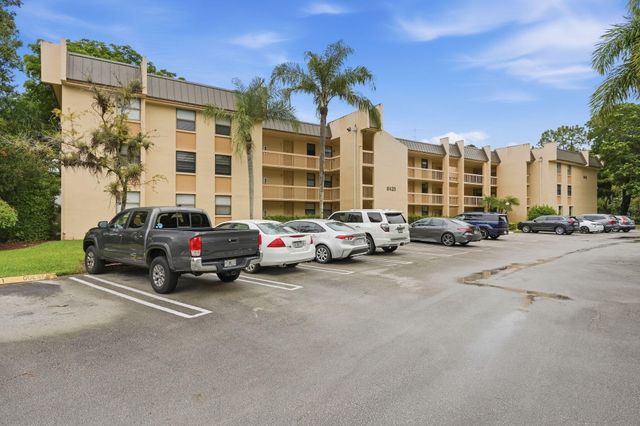 8425 Forest Hills Drive 205, Coral Springs, FL 33065