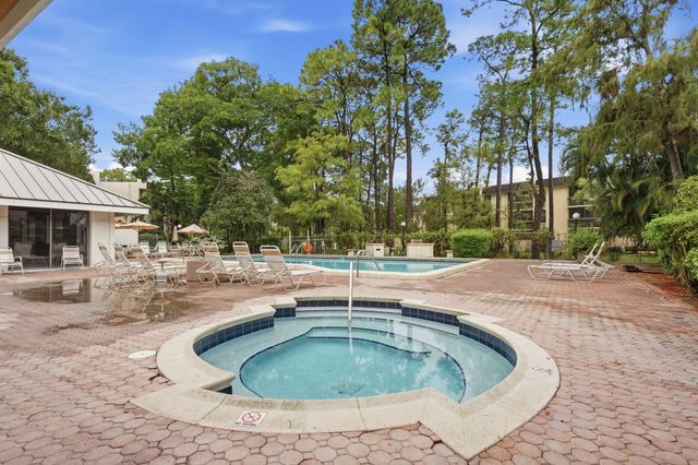 8425 Forest Hills Drive 205, Coral Springs, FL 33065
