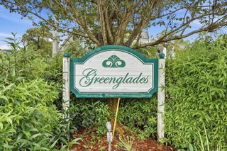 8425 Forest Hills Drive 205, Coral Springs, FL 33065