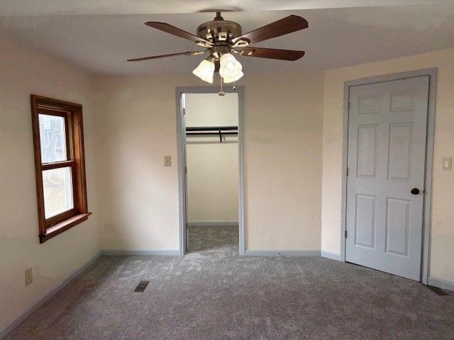 306 S 15th Avenue W, Newton, IA 50208