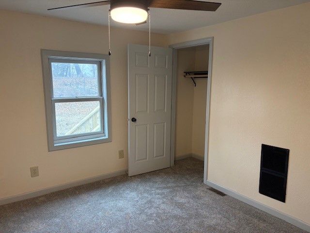 306 S 15th Avenue W, Newton, IA 50208