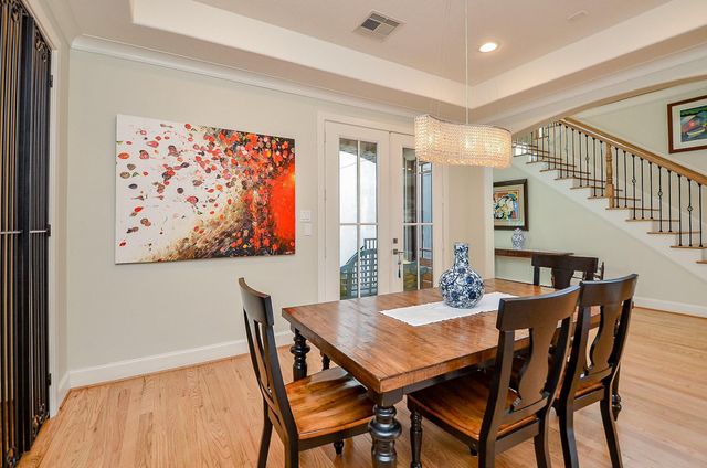 4625 Maple Street, Bellaire, TX 77401