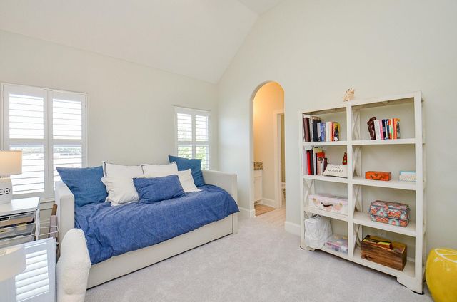 4625 Maple Street, Bellaire, TX 77401