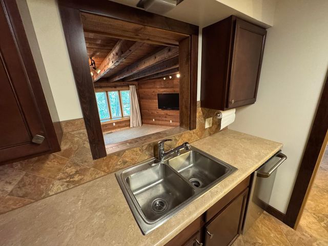 7697 Bale Kenyon Road, Lewis Center, OH 43035