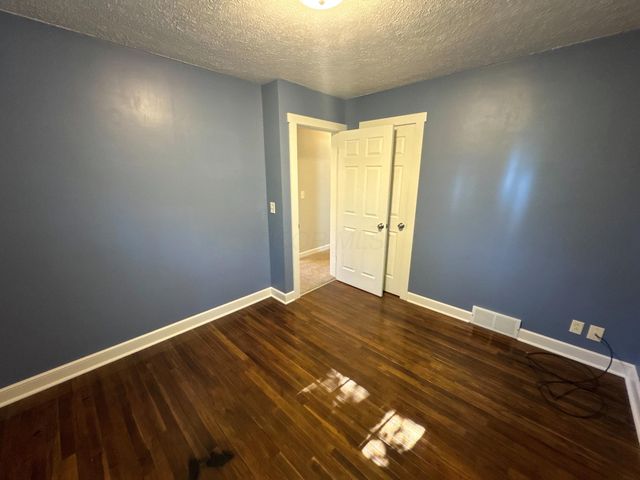 7697 Bale Kenyon Road, Lewis Center, OH 43035