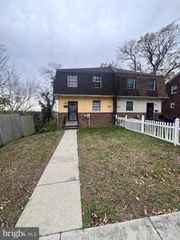 157 WILMINGTON PL SE, Washington, DC 20032