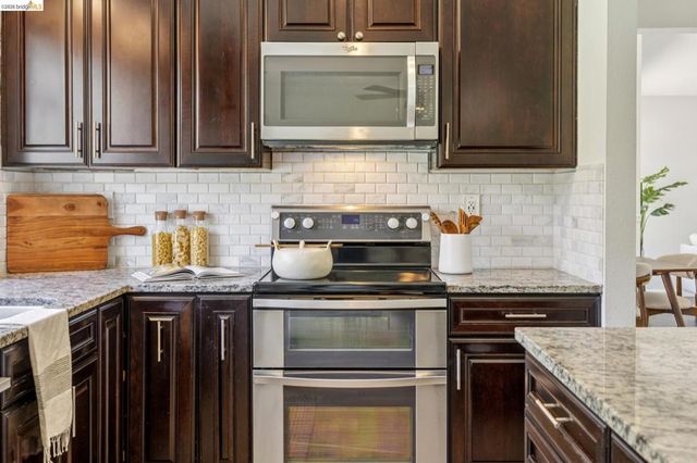 2253 Freshwater Court, Martinez, CA 94553
