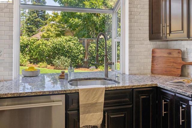 2253 Freshwater Court, Martinez, CA 94553