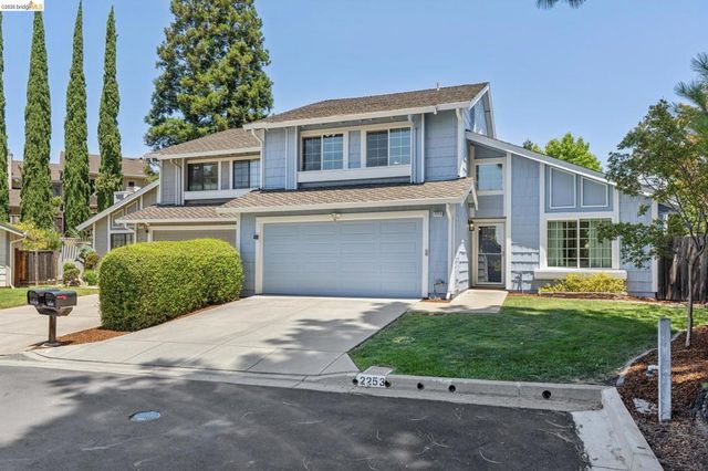 2253 Freshwater Court, Martinez, CA 94553