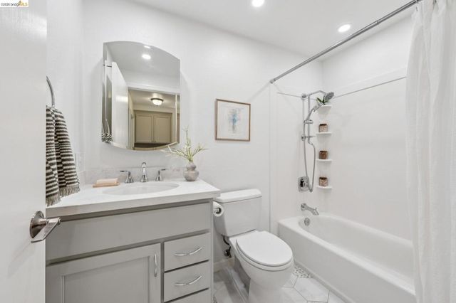 2253 Freshwater Court, Martinez, CA 94553