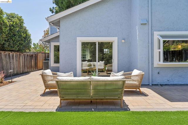 2253 Freshwater Court, Martinez, CA 94553