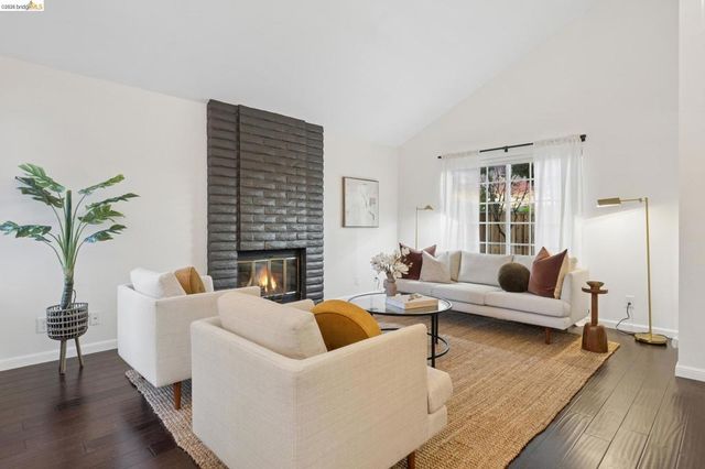 2253 Freshwater Court, Martinez, CA 94553